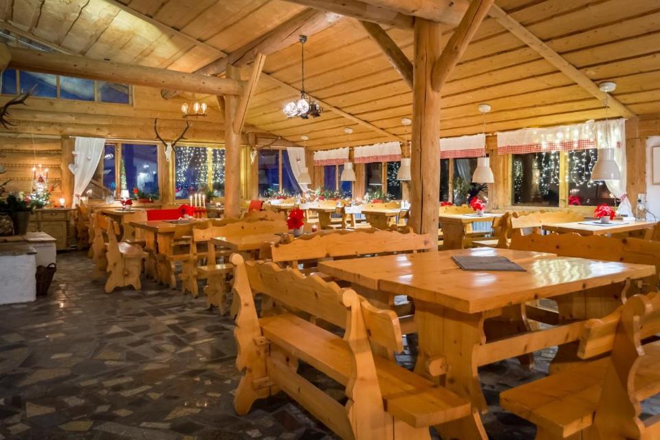 Pensjonat Laworta Ski Устшики-Дольне Экстерьер фото