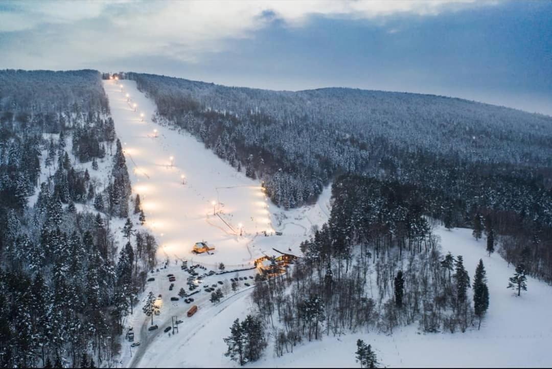 Pensjonat Laworta Ski Устшики-Дольне Экстерьер фото